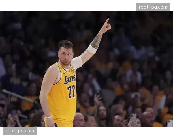 黄蜂豪取七连胜冲击附加赛 年轻核心状态持续升温