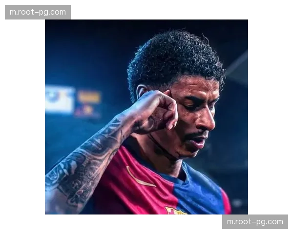 巴萨拉什福德买断谈判取得突破 曼联坚持3000万欧元不降价立场 巴萨拉什福德买断谈判取得突破 曼联坚持3000万欧元不降价立场